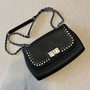 Michael Kors Hannah Leather Scallop Perforated Shoulder Flap Bag Black New